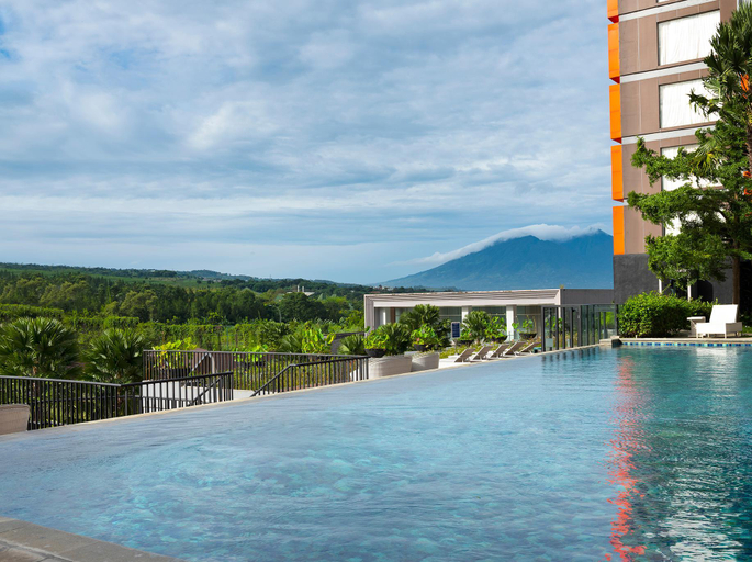 Swimming Pool 5
