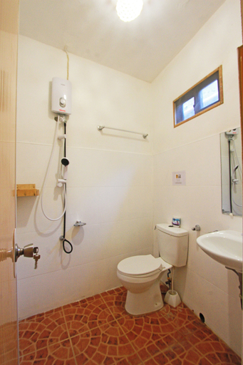 Bathroom 4, Yellow Banana Siargao, General Luna