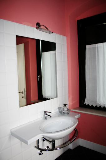 Bathroom 3, Agriturismo Nicobresaola, Verona