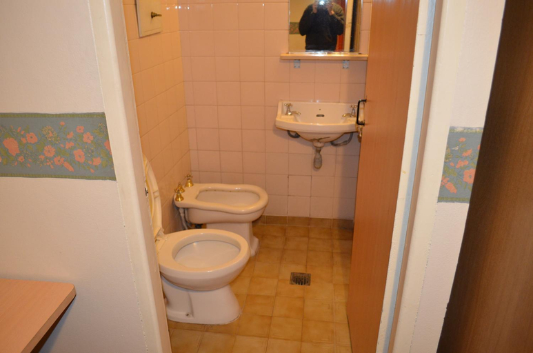 Bathroom 5, Hotel Gran Sarmiento, Distrito Federal