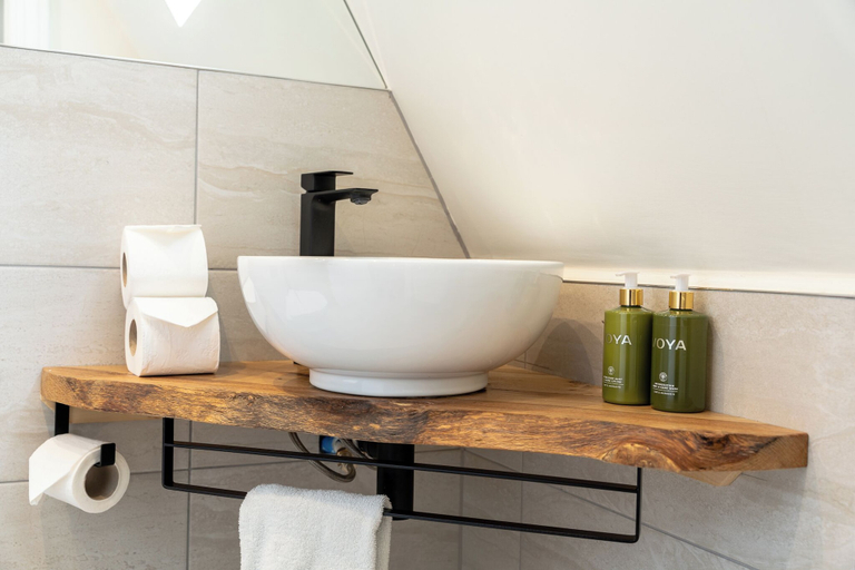 Bathroom 4, Drumhierny Woodland Hideaway