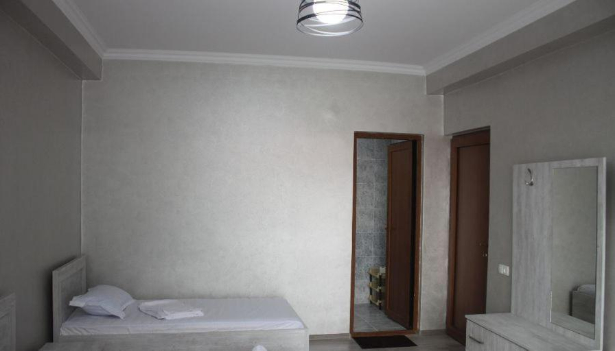 Others 2, Rio Gonio, Batumi