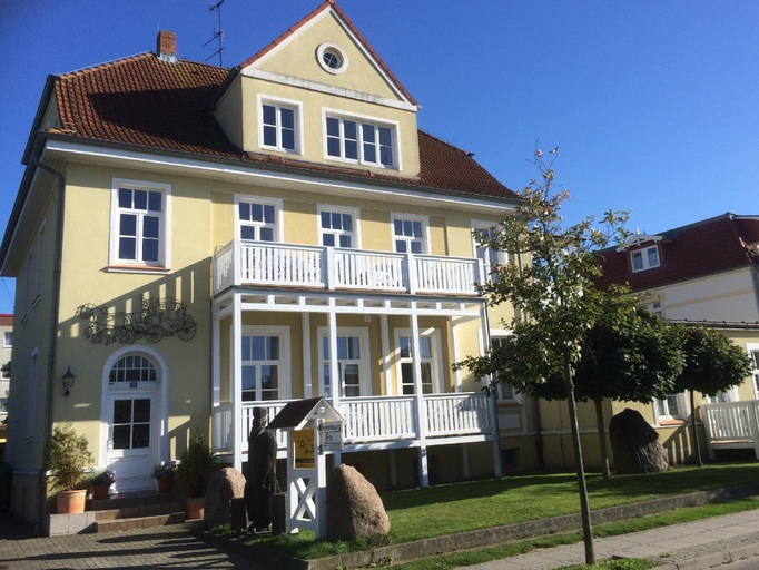 Exterior & Views, Villa Zur Alten Post , Rostock