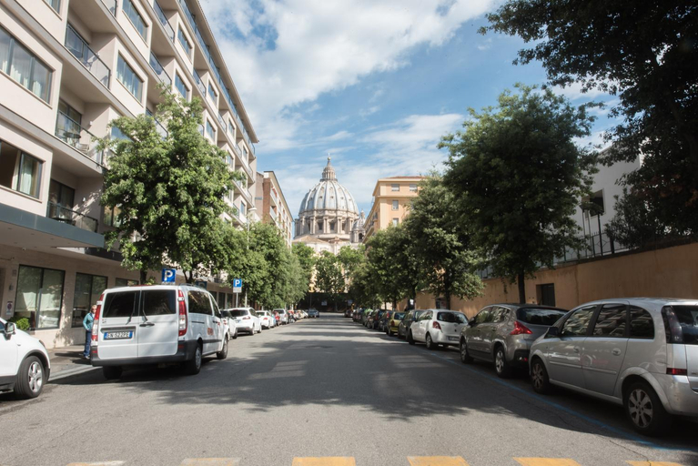 Others 5, B&B Fantasie Romane, Rome