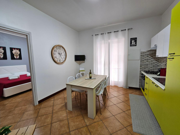 Others 3, LA CASA DI VIOLA, Palermo