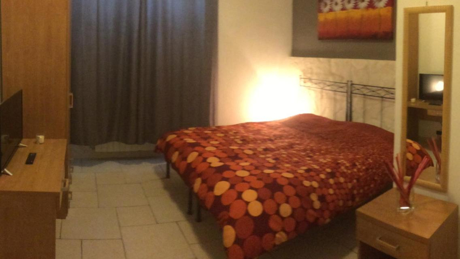 Others 3, Bed and Breakfast Top Class, Bari