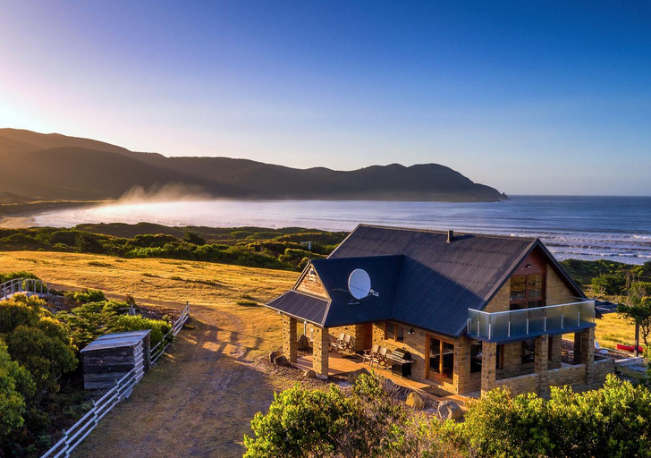 Cloudy Bay Villa, Kingborough