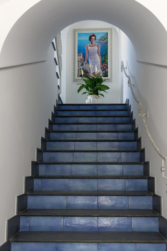 Others 4, Villa Vittoria, Napoli