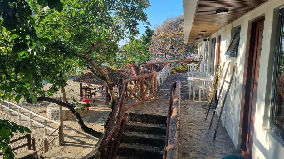 Exterior & Views 2, Dive and Trek Resort & Marine Sanctuary, Bauan