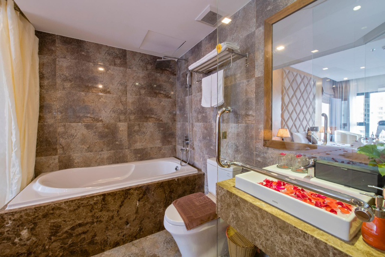 Bathroom 5, Terra Boutique Hotel, Da Nang