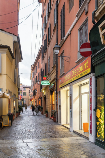 Others 5, Studio Fusari a Piazza Maggiore by Wonderful Italy, Bologna