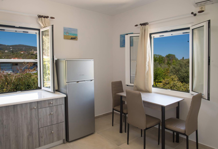 Others 5, Boursinos cozy apartments, Ionian Islands