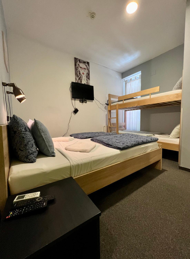 Others 4, Himalayan Hostel, Zagreb