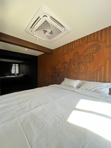 Bedroom 27