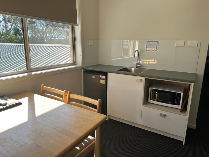 Others 3, Golf View Motel, Shoalhaven - Pt B