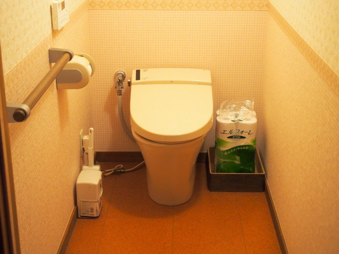 Bathroom 2, Old folk house guesthouse Asanoyado, Mitoyo
