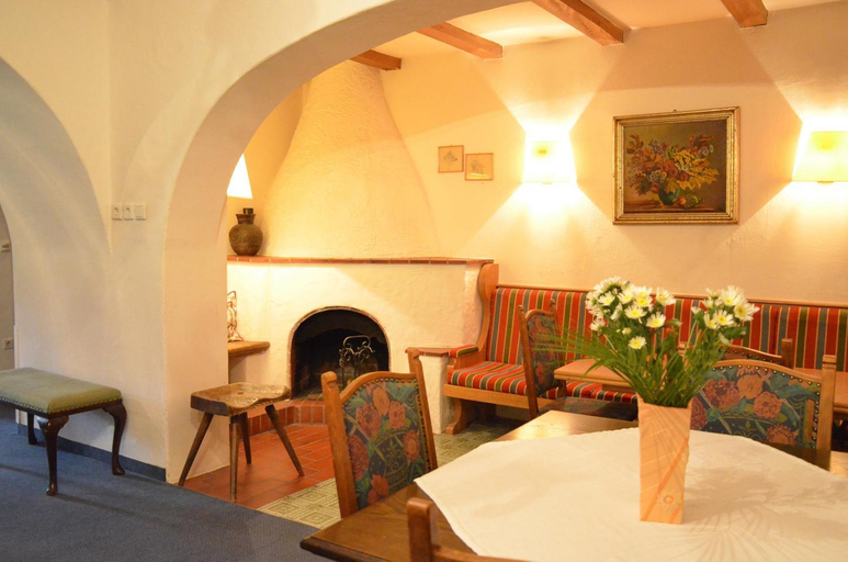 Bedroom 3, Seehotel Schlick, Salzburg Umgebung