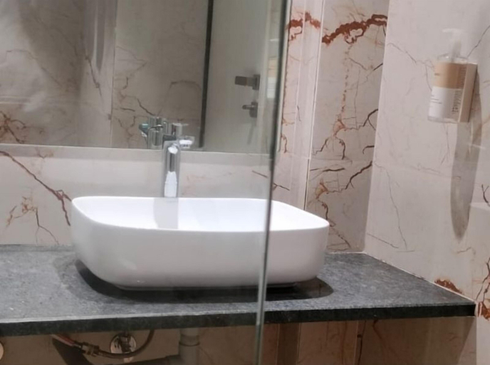 Bathroom 3, The Byke Shanti Villa, Satara