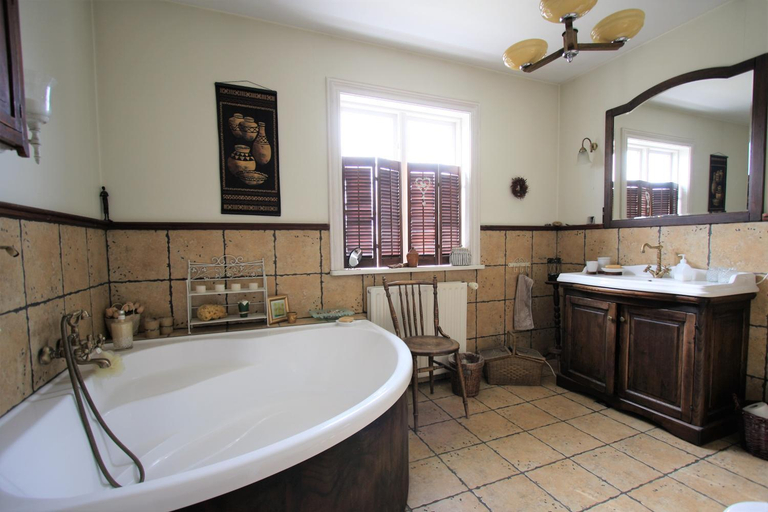 Bathroom 2, Asar Guesthouse, Eyjafjarðarsveit