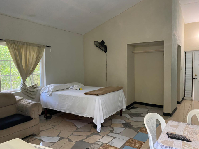 Others 4, Tapicoa Village Retreat