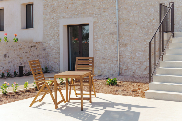 Others 5, Finca Son Oms, Baleares