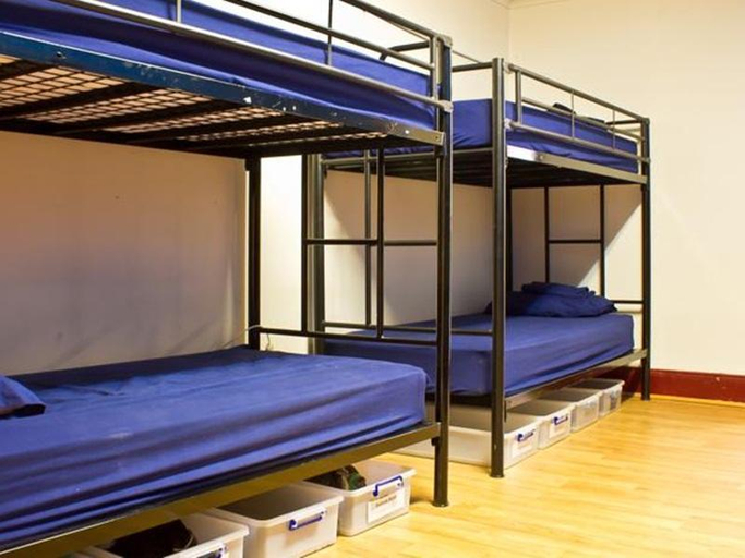 Bedroom 14