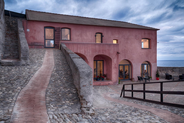 Locanda La Fortezza, Savona