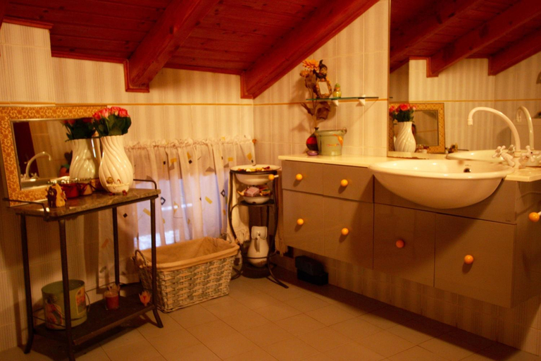 Others 4, Relais Des Elfes, Aosta