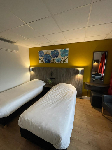 Bedroom 2, City Hotel Tilburg, Tilburg