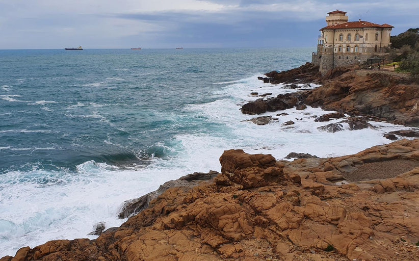 Others 2, Luxurio- rooms with private bathrooms, Livorno