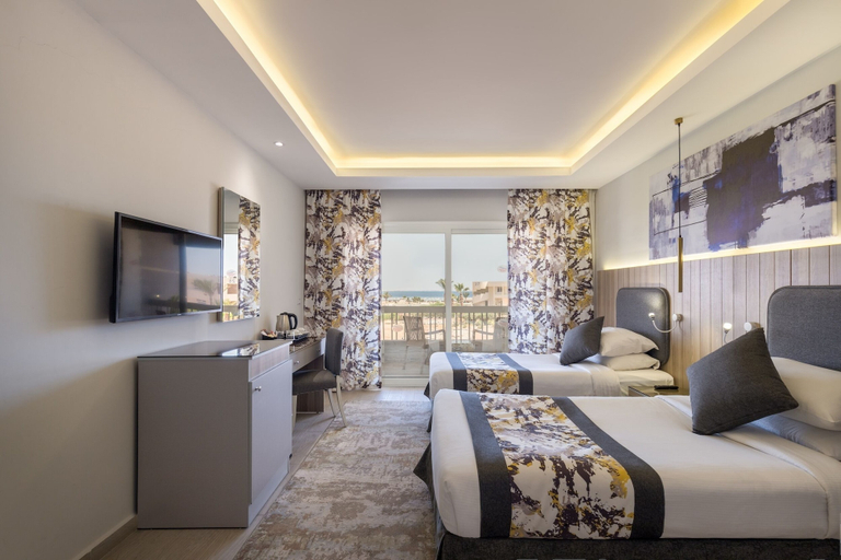 Bedroom 2, Hurghada Long Beach Resort , Safaja