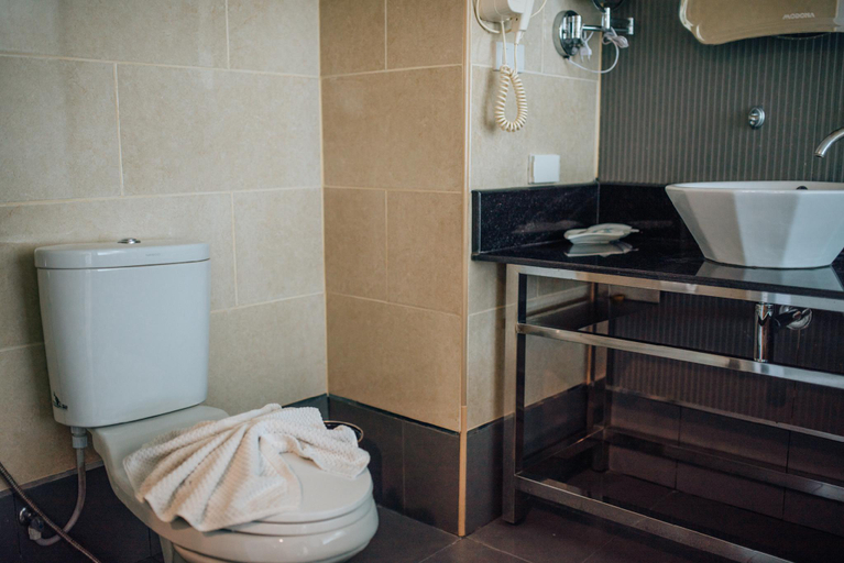 Bathroom 3