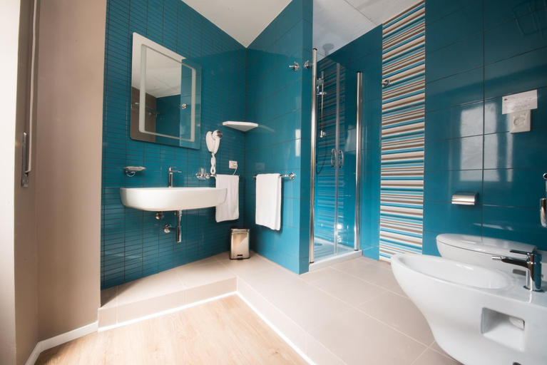 Bathroom 2, B&B Fantasie Romane, Rome