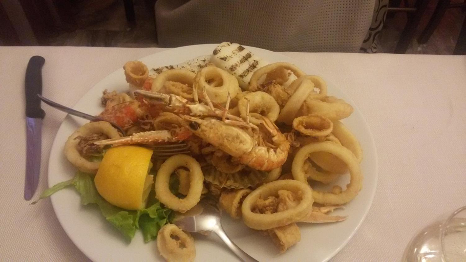 Food & Drinks
