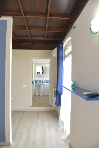 Others 3, B&B Barbettini, Pavia
