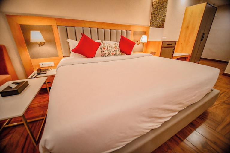 Bedroom 3, Hotel Aviral Ganga, Varanasi