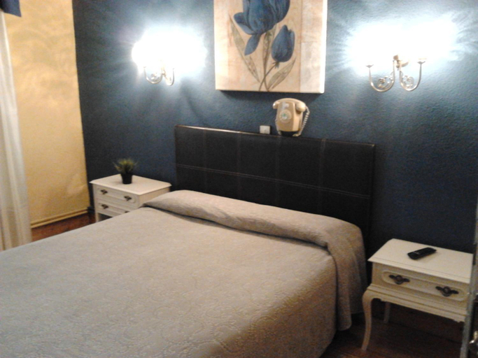Bedroom 2, Hotel Luzon, Cantabria
