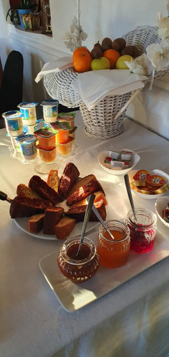 Food & Drinks 5, Hotel restaurant du Commerce, Somme