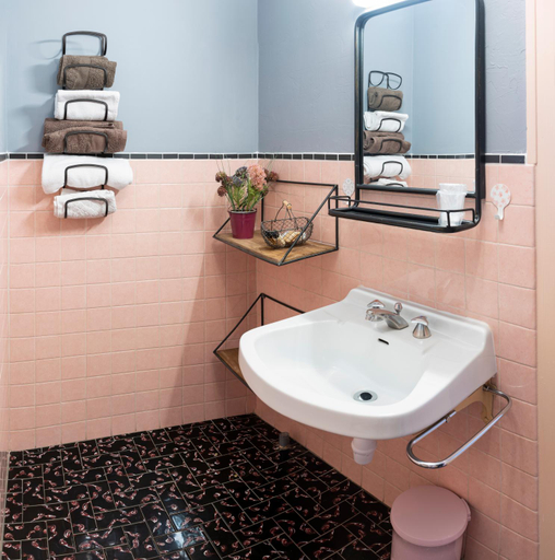 Bathroom 3, Hotel-Restaurant Le Sorgia, Ain