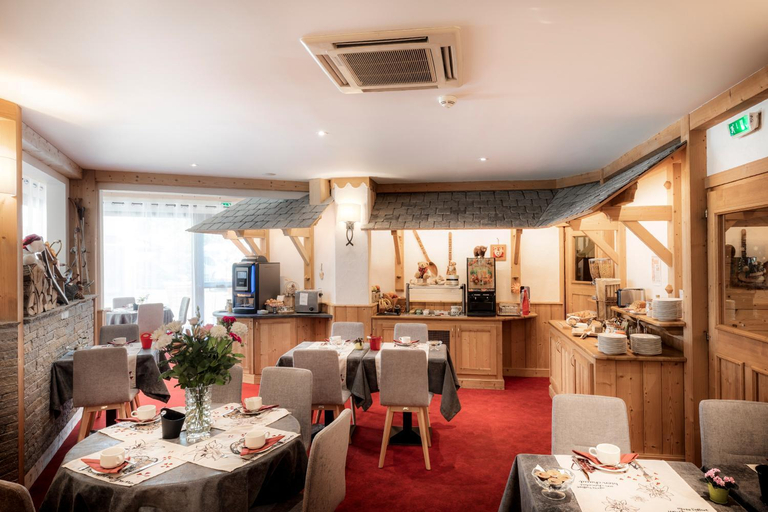 Others 4, Hotel Le Littoral, Haute-Savoie