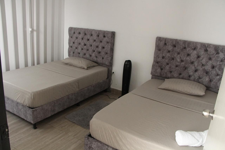 Bedroom 2, CASA LAURELES ESTADIO MEDELLIN, Medellín