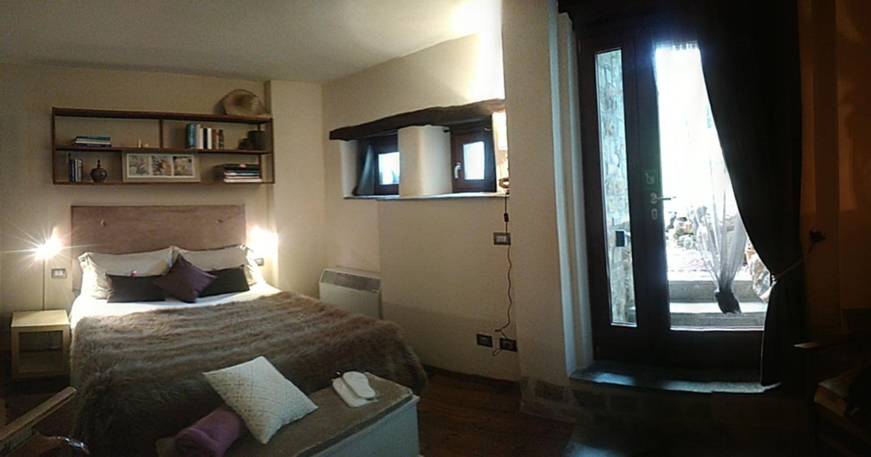 B&B L'Abric - centro storico di Limonetto, Cuneo