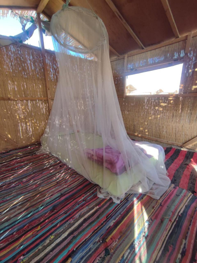 Others 2, Makany Makanak Camp, Sant Katrin