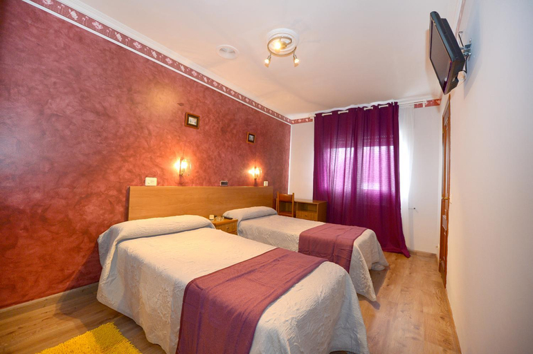 Bedroom 2, Santa Cruz, Lugo