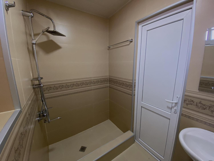 Bathroom 2, Geo Inn, Kazbegi