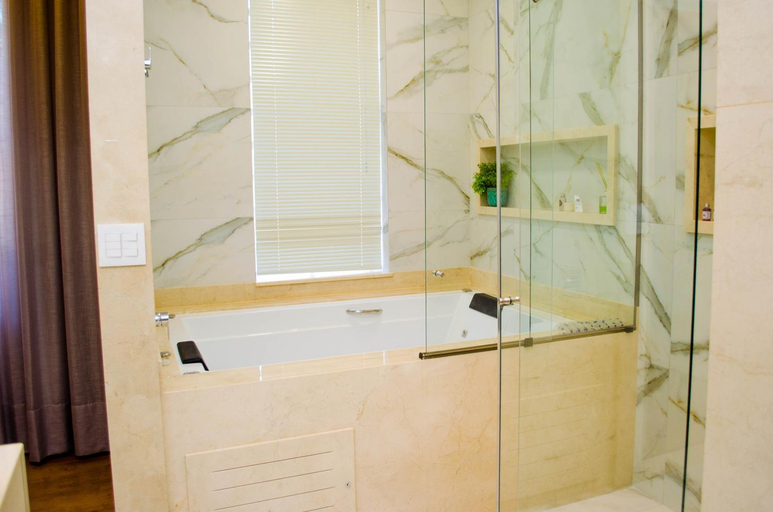 Bathroom 4, Grande Hotel Gloria, Águas de Lindóia