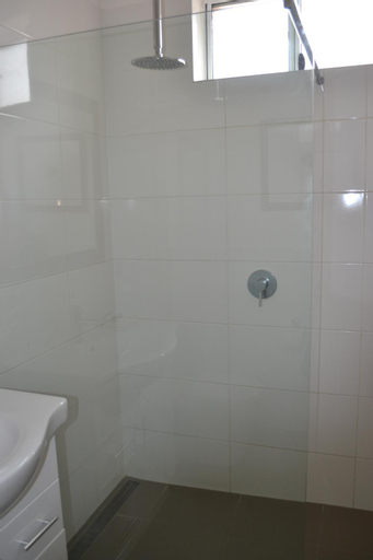 Bathroom 4