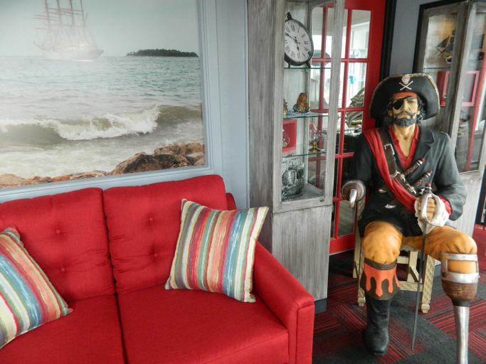 Others 2, Le Pirate Motel et Camping, La Haute-Gaspésie