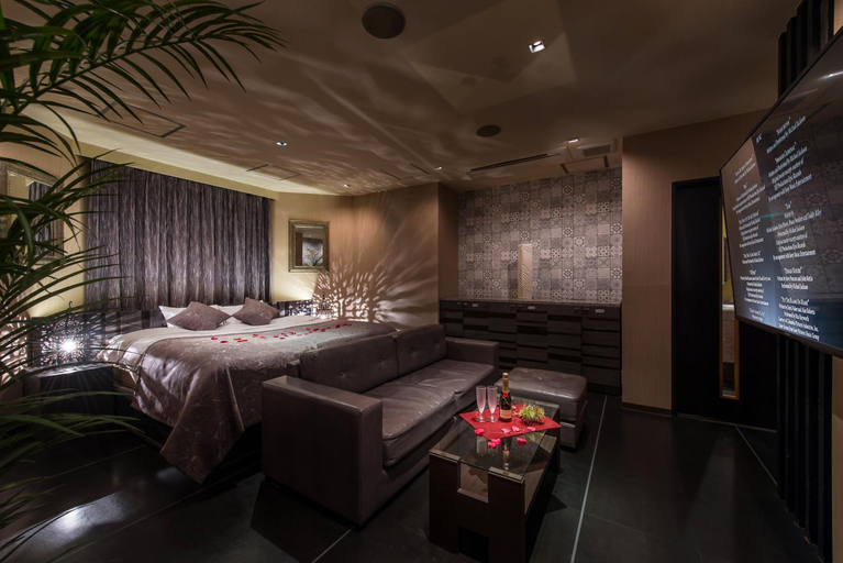 Others 2, Hotel Lotus Iwatsuki (Adult Only), Saitama