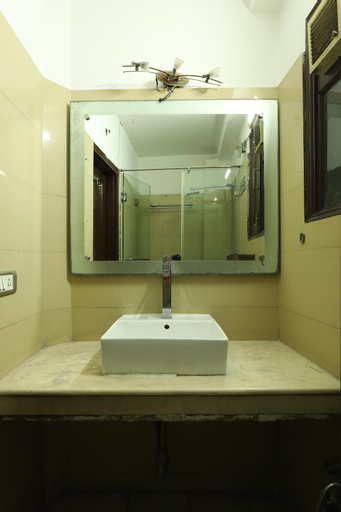 Bathroom 7